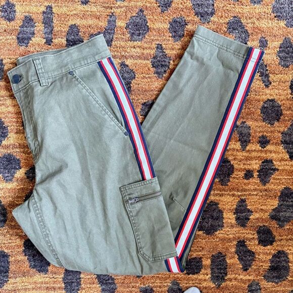 Athleta‎ Women’s Summit Cargo Pant Size 4 - Picture 1 of 4